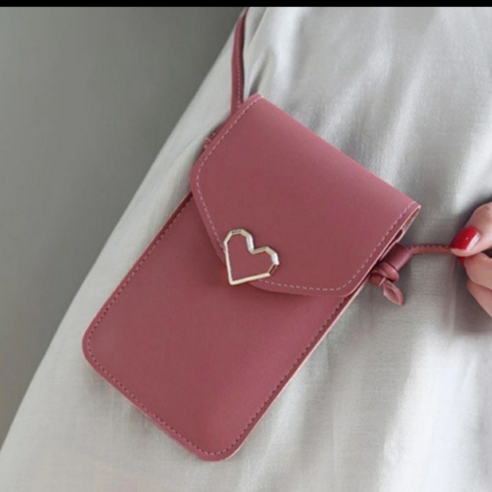 (🔥Celll Phone Holders)Really  adorable Trendy cellphone bags.